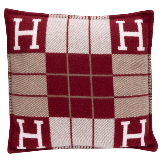 HANNA PILLOW