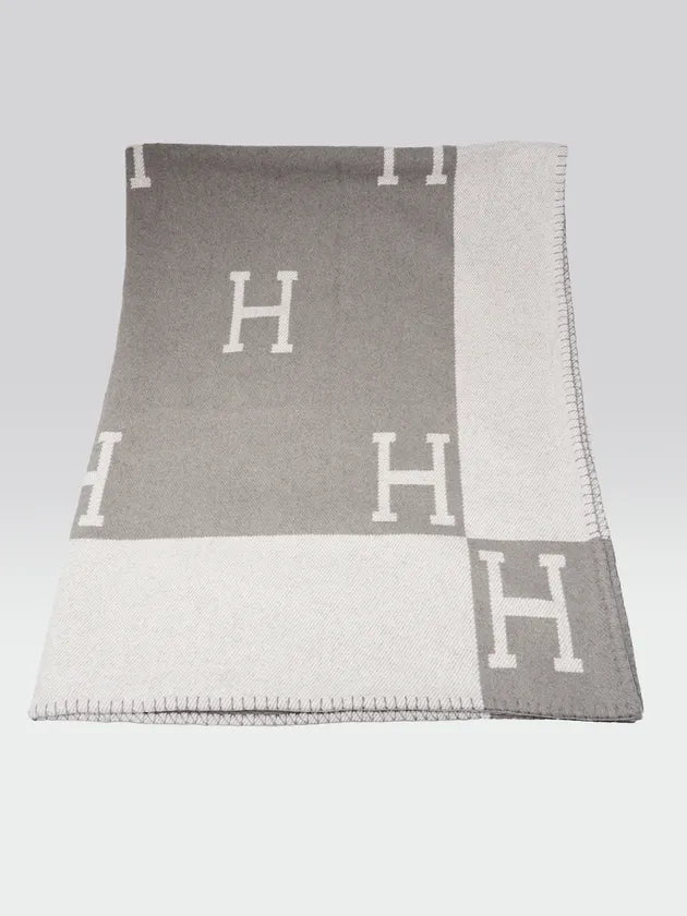 HAVEN BLANKET