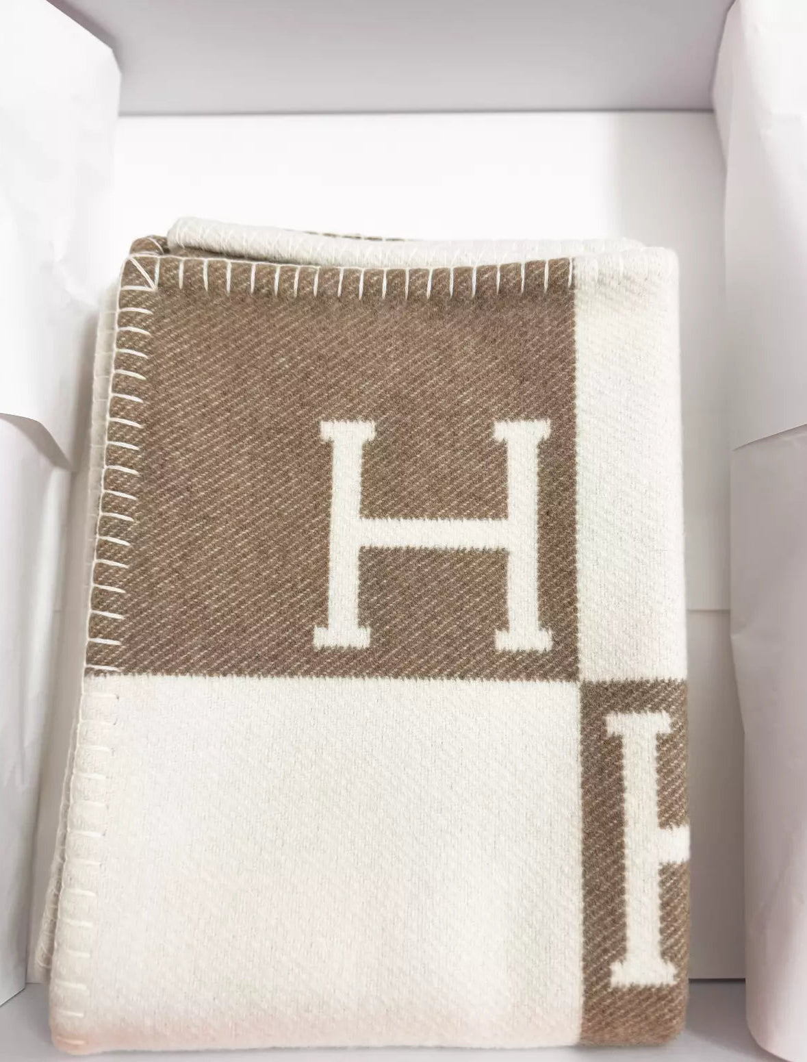 HAVEN BLANKET